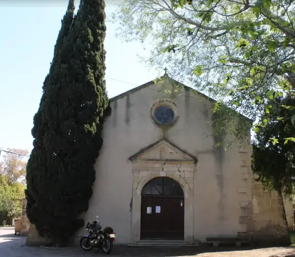 Église de Sambuc en Camargue